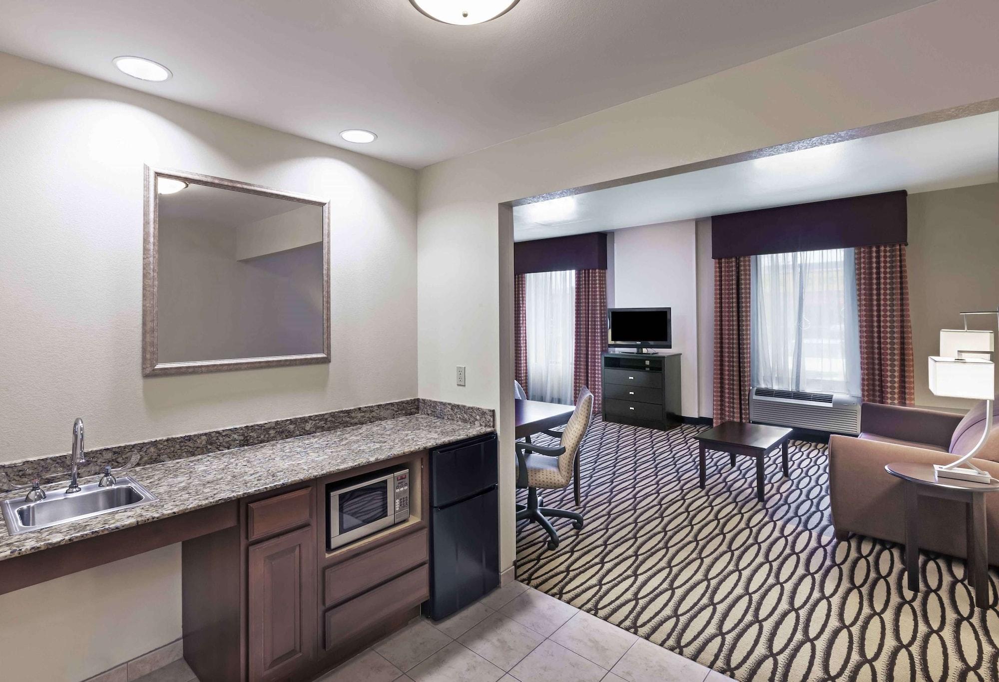 Hampton Inn & Suites Morgan City Exterior photo